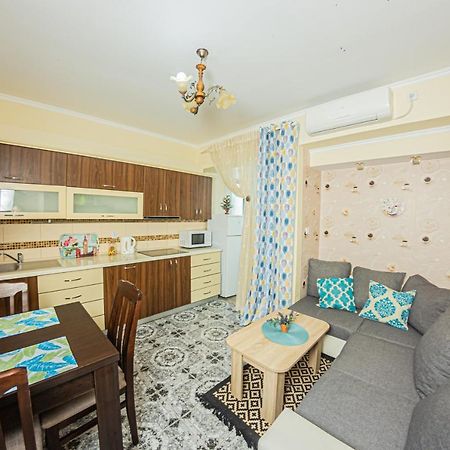 Apartment Emili City Center Bar Luaran gambar
