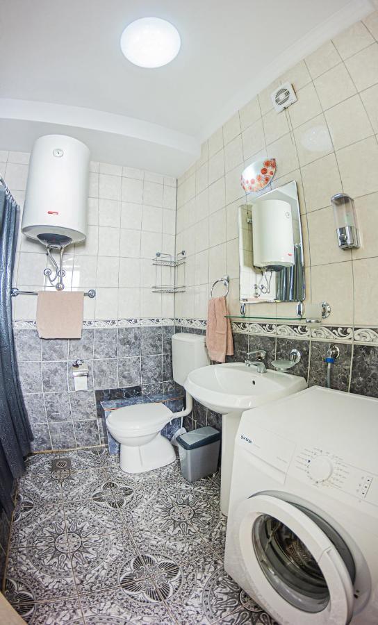 Apartment Emili City Center Bar Luaran gambar